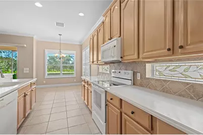 3604 Summerwind Circle, Bradenton, FL 34209 - Photo 10