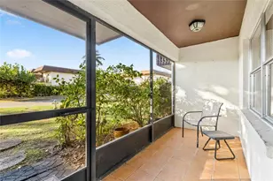 3365 Ramblewood Dr N, Sarasota, FL 34237 - Photo 26