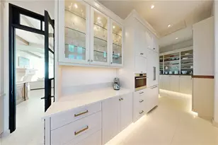 7366 Point of Rocks Rd, Sarasota, FL 34242 - Photo 22