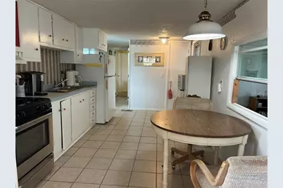 5025 Brae Burn Avenue, Sarasota, FL 34234 - Photo 6