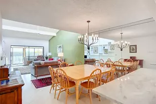 1510 Pelican Point Dr, Sarasota, FL 34231 - Photo 16