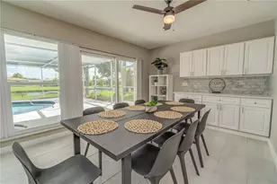 33 Caddy Rd, Rotonda West, FL 33947 - Photo 10