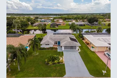 33 Caddy Road, Rotonda West, FL 33947 - Photo 1