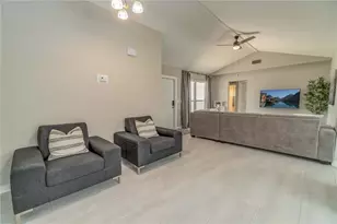 33 Caddy Rd, Rotonda West, FL 33947 - Photo 8