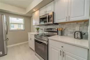 33 Caddy Rd, Rotonda West, FL 33947 - Photo 12