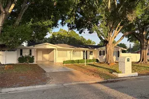 3401 28th St W, Bradenton, FL 34205 - Photo 1