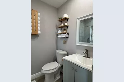 3401 28th Street W, Bradenton, FL 34205 - Photo 14