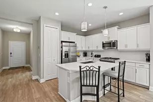 2918 Butterfly Jasmine Trail, Sarasota, FL 34240 - Photo 10