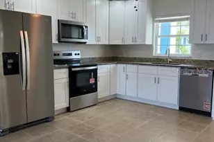 9821 Hernando Ct, Bradenton, FL 34210 - Photo 4