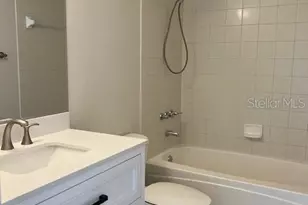 9821 Hernando Ct, Bradenton, FL 34210 - Photo 10