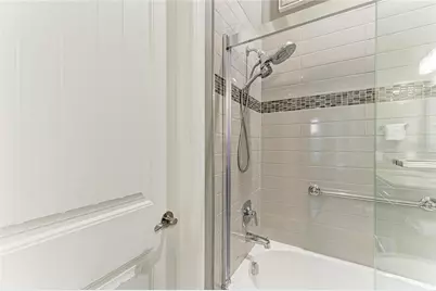 17631 Colebrook Circle, Lakewood Ranch, FL 34202 - Photo 46