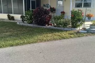 2037 Champion St, Sarasota, FL 34231 - Photo 2