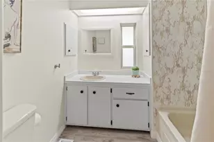 5619 Bayshore Rd, Palmetto, FL 34221 - Photo 24