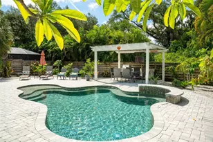 680 41st St, Sarasota, FL 34234 - Photo 26