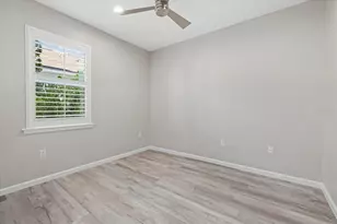 11420 Golden Bay Pl, Bradenton, FL 34211 - Photo 6