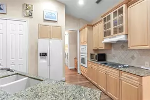 8882 Bloomfield Blvd, Sarasota, FL 34238 - Photo 14