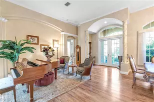 8882 Bloomfield Blvd, Sarasota, FL 34238 - Photo 10