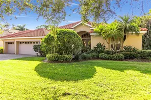 8882 Bloomfield Blvd, Sarasota, FL 34238 - Photo 2