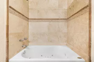 6451 Elmwood Ave, Sarasota, FL 34231 - Photo 36