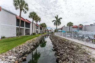 1801 Gulf Dr N, Bradenton Beach, FL 34217 - Photo 34