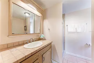 401 27th St W, Bradenton, FL 34205 - Photo 38