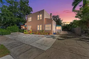401 27th St W, Bradenton, FL 34205 - Photo 1