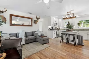 1032 Willis Ave, Sarasota, FL 34232 - Photo 4