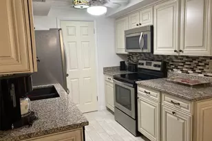 6114 43rd St W, Bradenton, FL 34210 - Photo 8