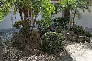 1767 Lake Pl, Venice, FL 34293 - Photo 2