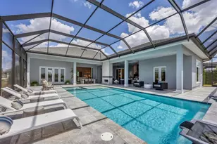 8477 Pavia Way, Lakewood Ranch, FL 34202 - Photo 48