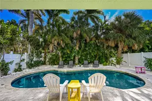 307 64th St, Holmes Beach, FL 34217 - Photo 36