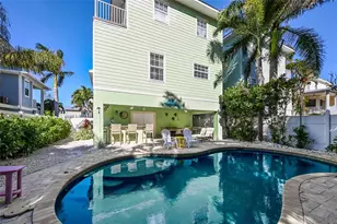 307 64th St, Holmes Beach, FL 34217 - Photo 38