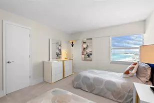 1750 Benjamin Franklin Dr, Sarasota, FL 34236 - Photo 30