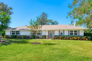 130 Mimosa Dr, Sarasota, FL 34232 - Photo 1