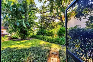 800 Hudson Ave, Sarasota, FL 34236 - Photo 10
