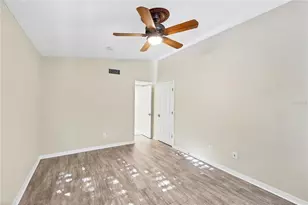 800 Hudson Ave, Sarasota, FL 34236 - Photo 14