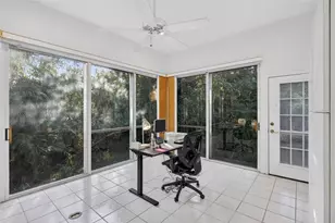1723 Starling Dr, Sarasota, FL 34231 - Photo 20