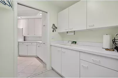 1723 Starling Drive, Sarasota, FL 34231 - Photo 32