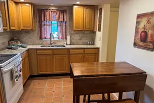 3124 Lake Bayshore Dr, Bradenton, FL 34205 - Photo 14