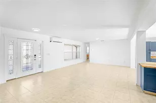 333 Sally Lee Dr, Ellenton, FL 34222 - Photo 8