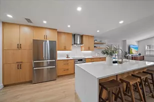 4640 San Siro Dr, Sarasota, FL 34235 - Photo 18