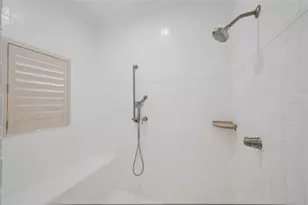 159 Crescent Dr, Anna Maria, FL 34216 - Photo 36