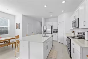 8564 Lunar Skye St, Sarasota, FL 34241 - Photo 6