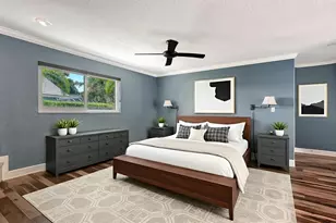 8010 Conservatory Dr, Sarasota, FL 34243 - Photo 18