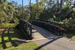 8010 Conservatory Dr, Sarasota, FL 34243 - Photo 48