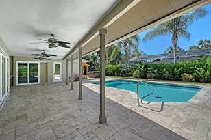 8010 Conservatory Dr, Sarasota, FL 34243 - Photo 34