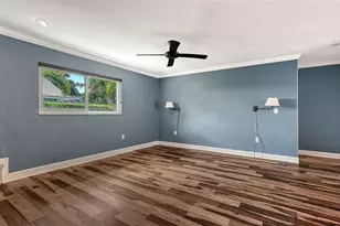 8010 Conservatory Dr, Sarasota, FL 34243 - Photo 52
