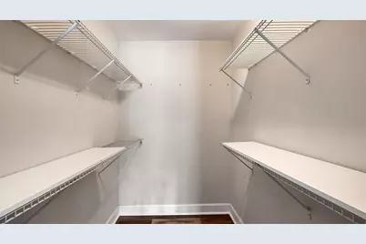 8010 Conservatory Drive, Sarasota, FL 34243 - Photo 28