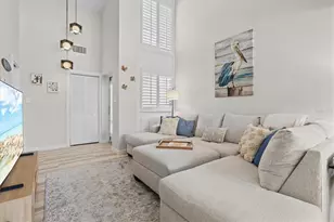 800 S Boulevard of the Presidents, Sarasota, FL 34236 - Photo 4