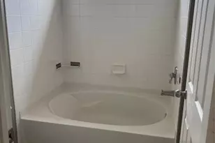 5691 Bentgrass Dr, Sarasota, FL 34235 - Photo 14